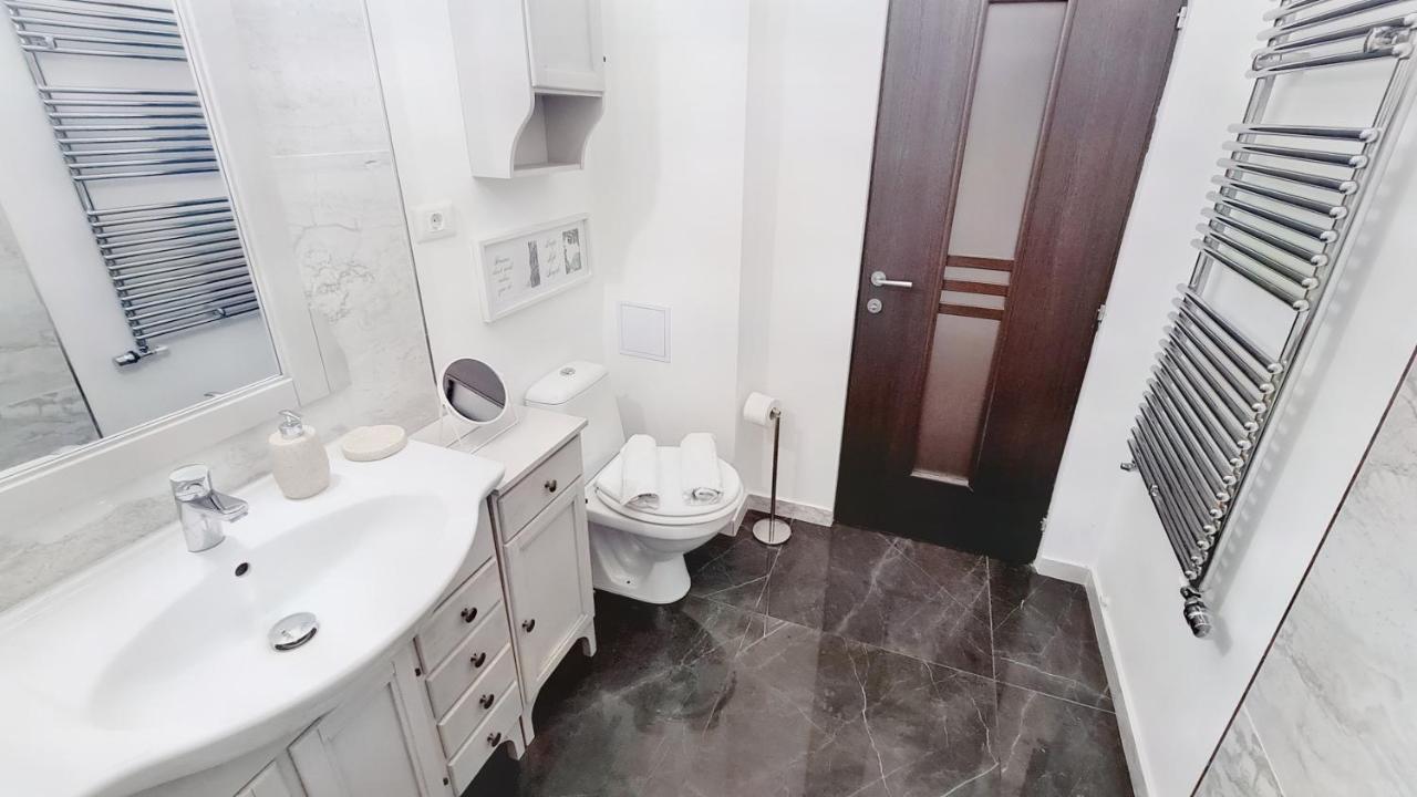 Spacious 5* Luxury In Historic Center Free Parking Kaloşvar Dış mekan fotoğraf